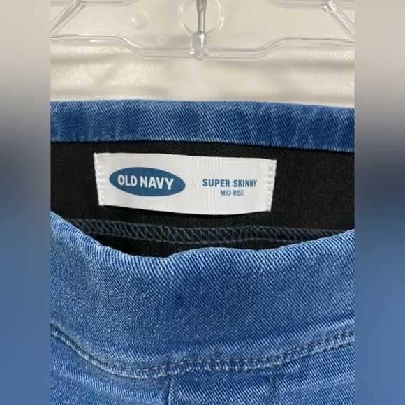 Old Navy Super skinny mid ride jeans Size 4 - Picture 3 of 4